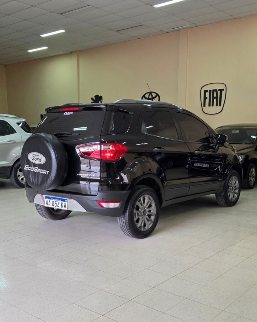 Ford-EcoSport-FreeStyle-2016-005