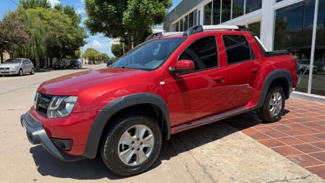 Renault-Duster-Oroch-Outsider-Plus-002