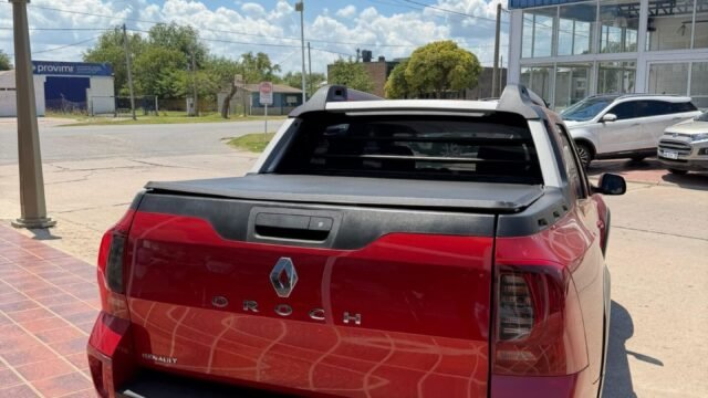 Renault-Duster-Oroch-Outsider-Plus-005