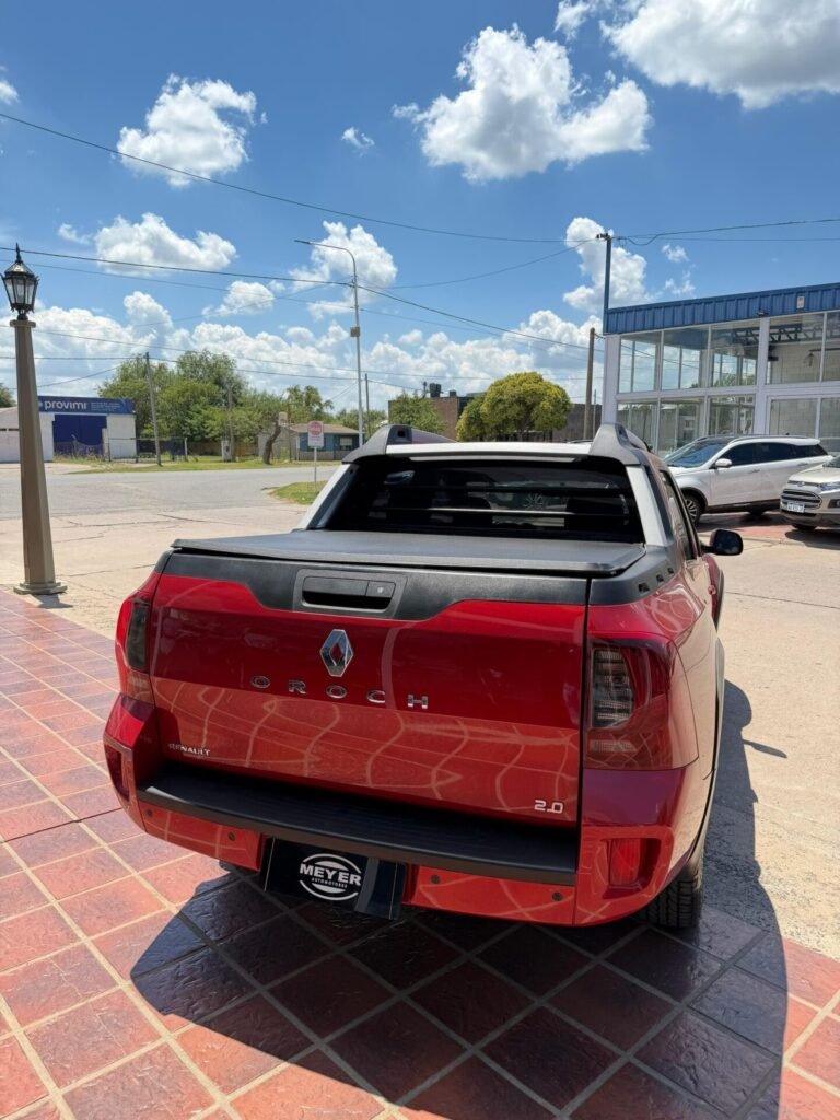 Renault-Duster-Oroch-Outsider-Plus-005