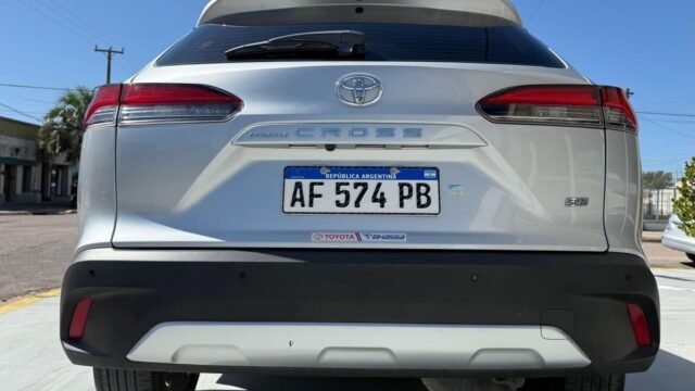 TOYOTA-COROLLA-CROSS-2022-005