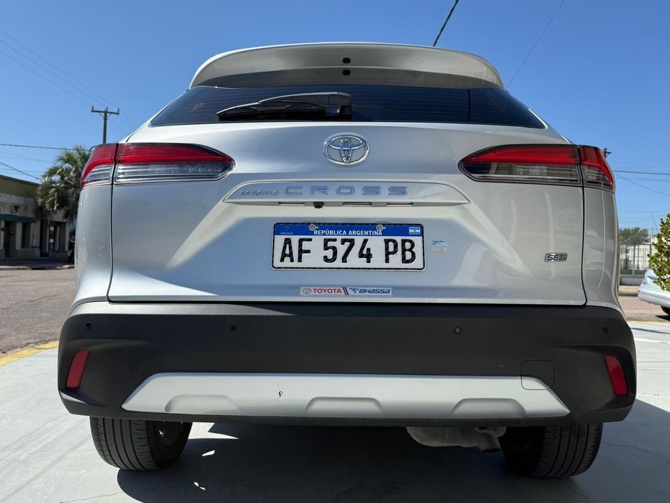 TOYOTA-COROLLA-CROSS-2022-005