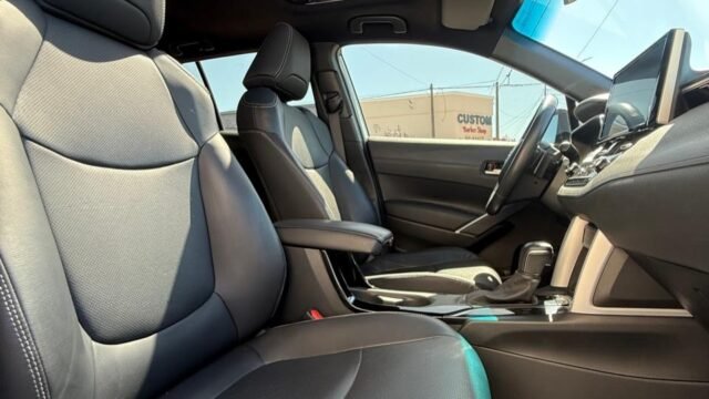 TOYOTA-COROLLA-CROSS-2022-007