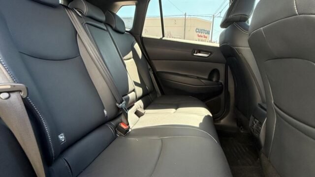 TOYOTA-COROLLA-CROSS-2022-008