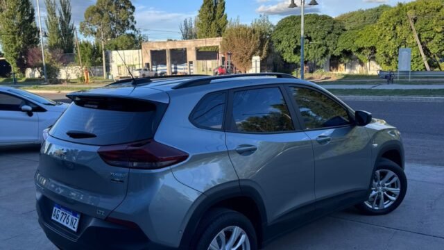 CHEVROLET-TRACKER-LTZ-2024-001