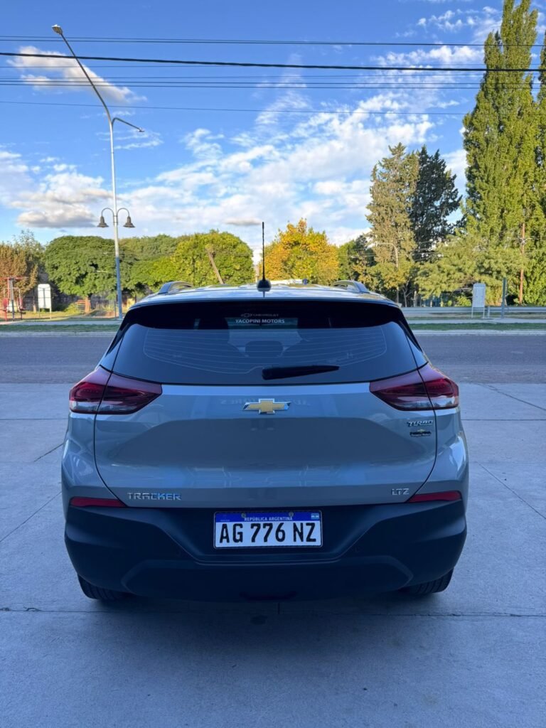 CHEVROLET-TRACKER-LTZ-2024-005