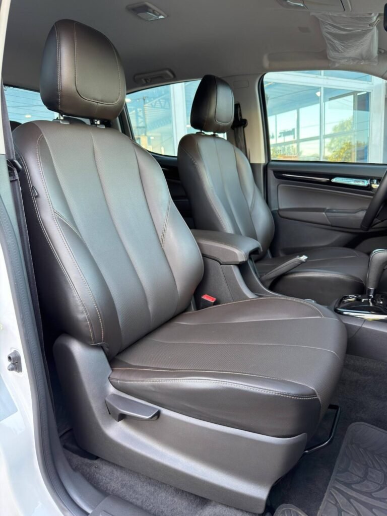 Chevrolet-S10-High-Country-4X4-008