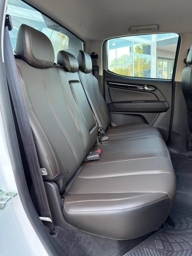 Chevrolet-S10-High-Country-4X4-009