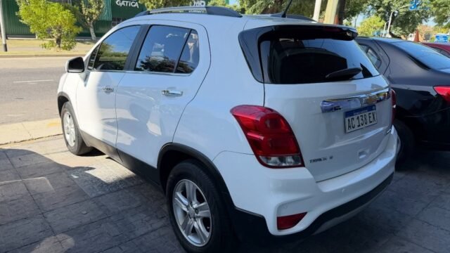 Chevrolet-Tracker-Ltz-2018-003
