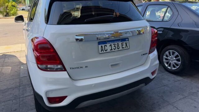 Chevrolet-Tracker-Ltz-2018-004