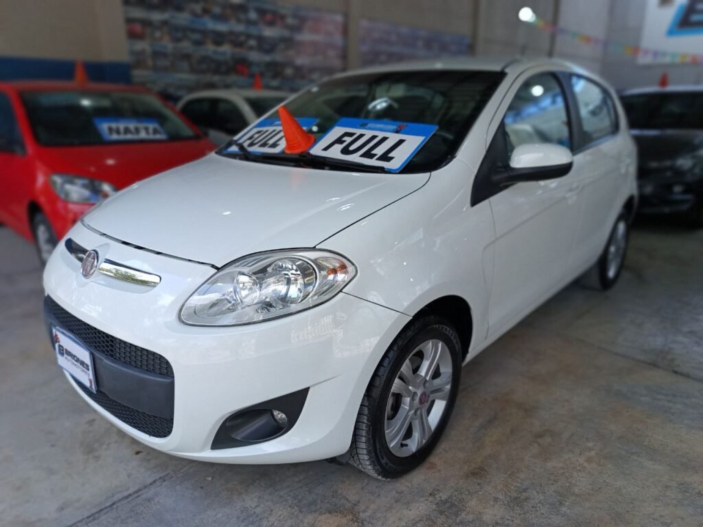 FIAT-PALIO-ESSENCE-5P-000