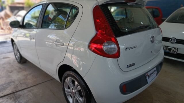 FIAT-PALIO-ESSENCE-5P-003