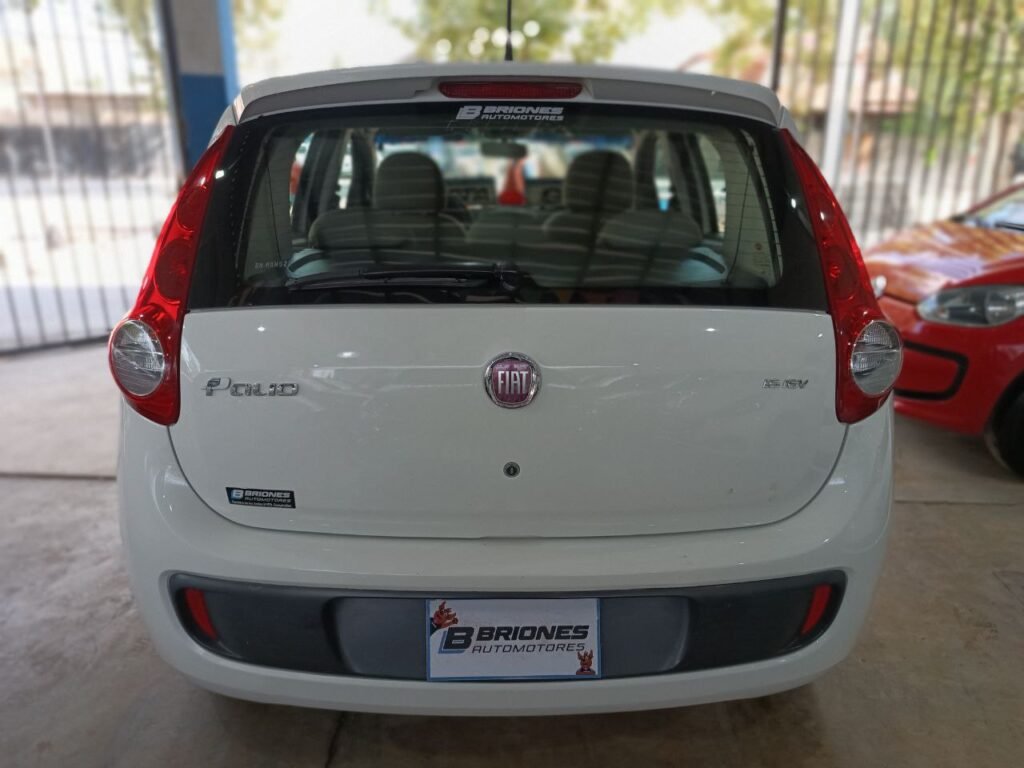 FIAT-PALIO-ESSENCE-5P-004