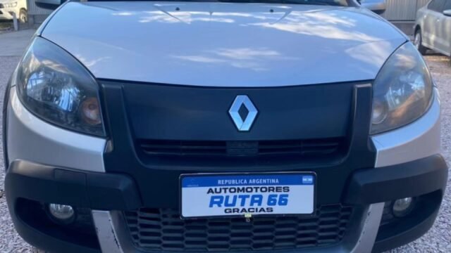 Renault-𝗦𝗮𝗻𝗱𝗲𝗿𝗼-𝗦𝘁𝗲𝗽𝘄𝗮𝘆-002