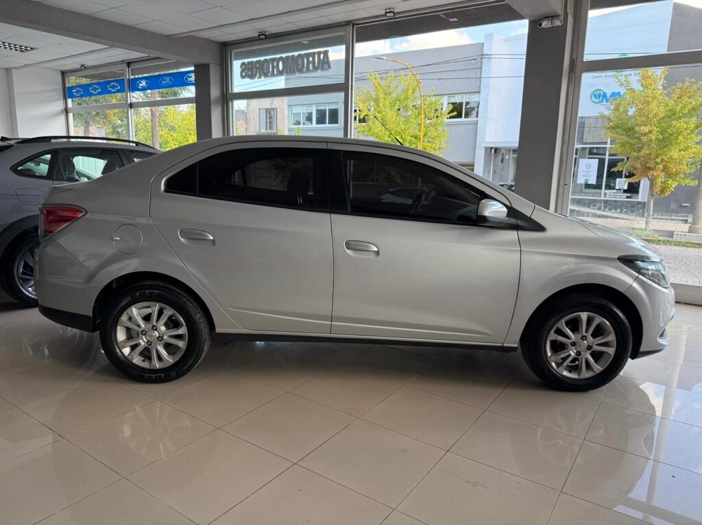 chevrolet-prisma-ltz-004