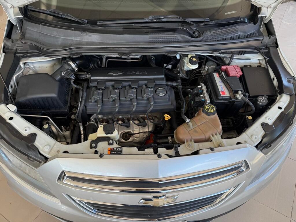 chevrolet-prisma-ltz-008