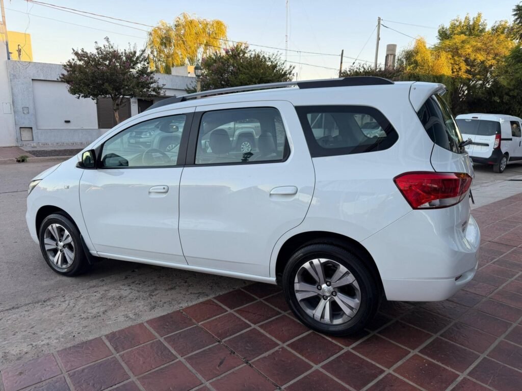 chevrolet-spin-premier-7asientos-001