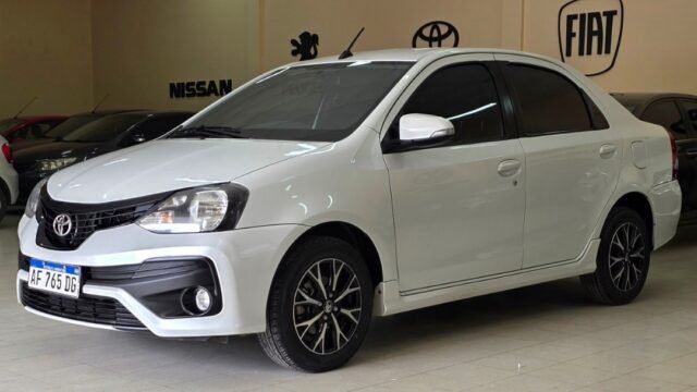 toyota-etios-XLS-Pack-001
