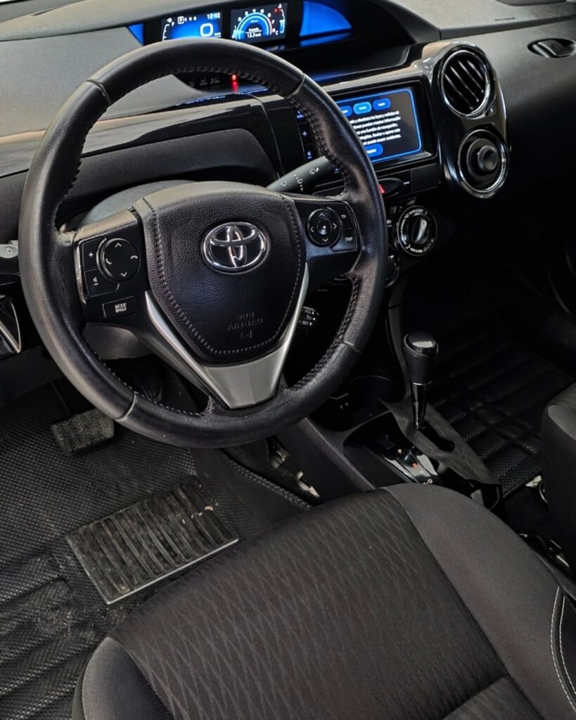 toyota-etios-XLS-Pack-005