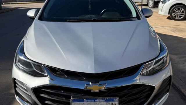 Chevrolet_Cruze_LTZ_2022_002