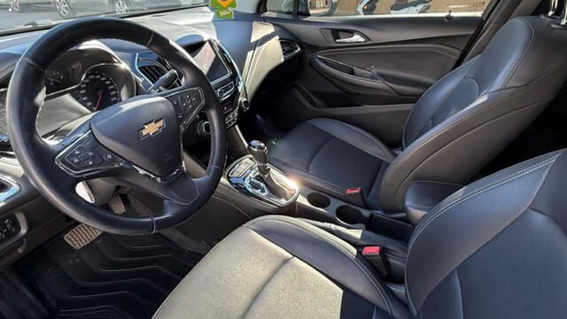 Chevrolet_Cruze_LTZ_2022_004