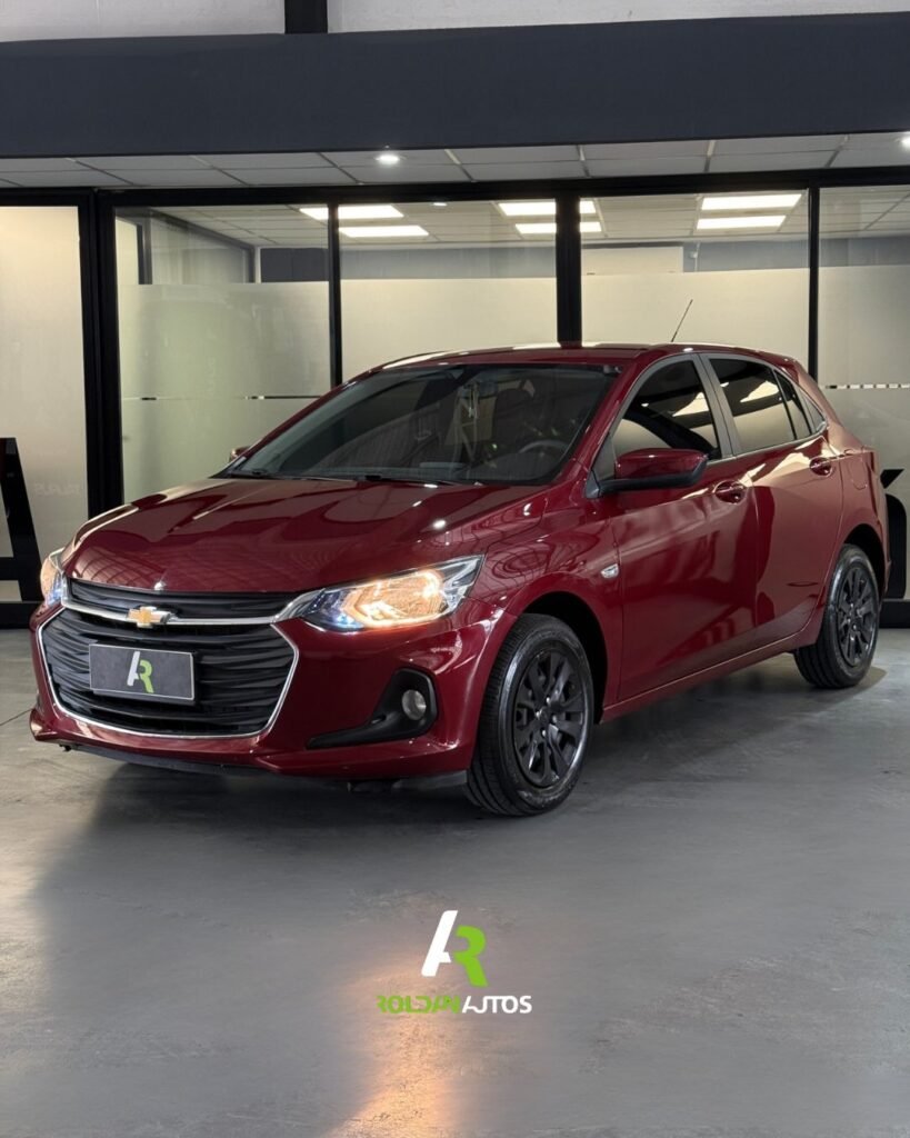 Chevrolet_Onix_Premier_2020_002