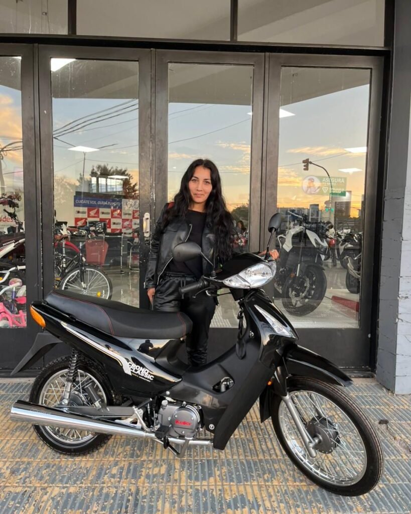 Distribuidora_Oeste_moto_110_002