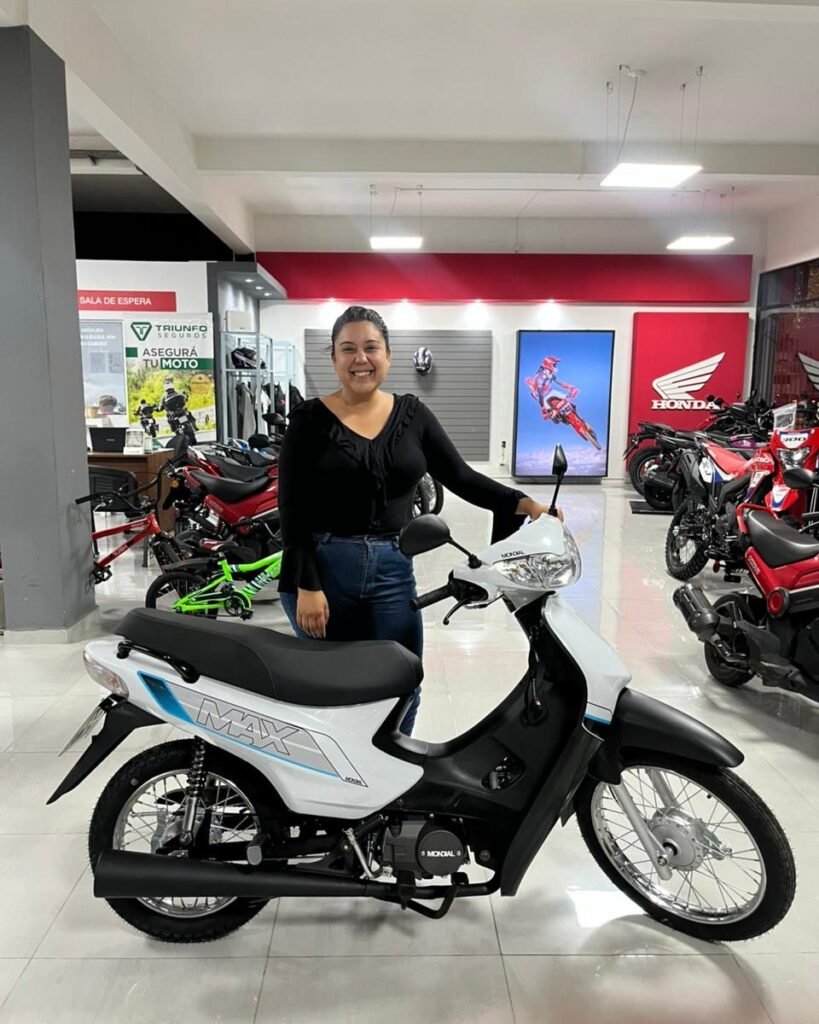 Distribuidora_Oeste_moto_110_005