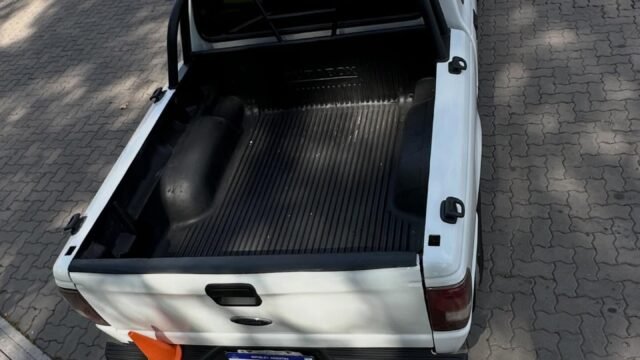 FORD-RANGER-XL-2005-006