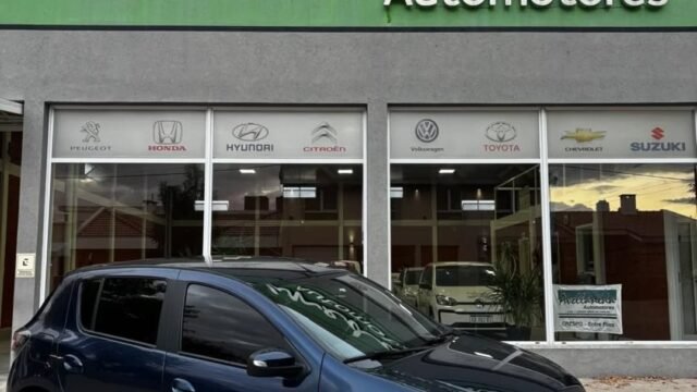 Renault-Sandero-Intens-nafta_001