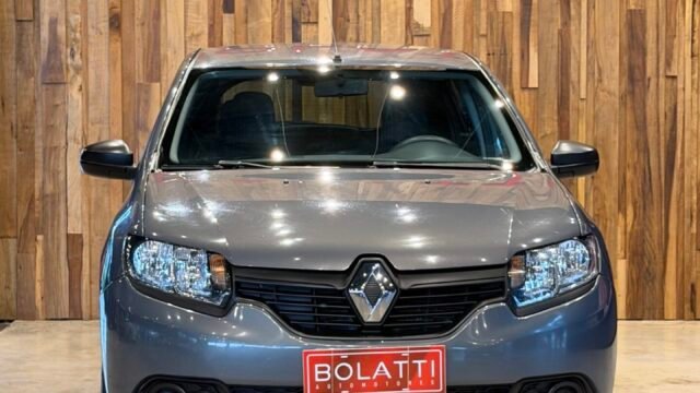 Renault_Sandero_16V_Expression_002