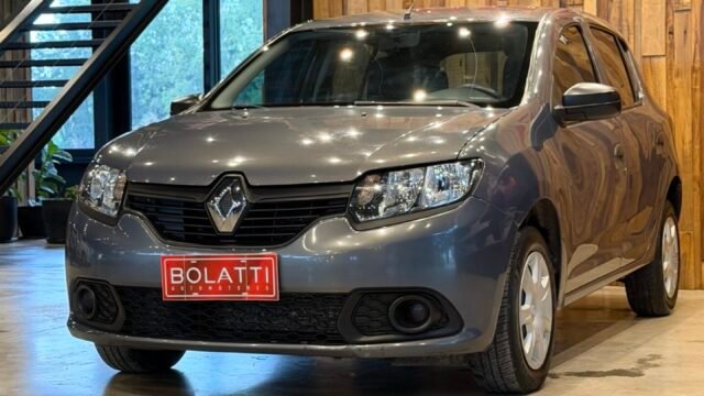 Renault_Sandero_16V_Expression_003