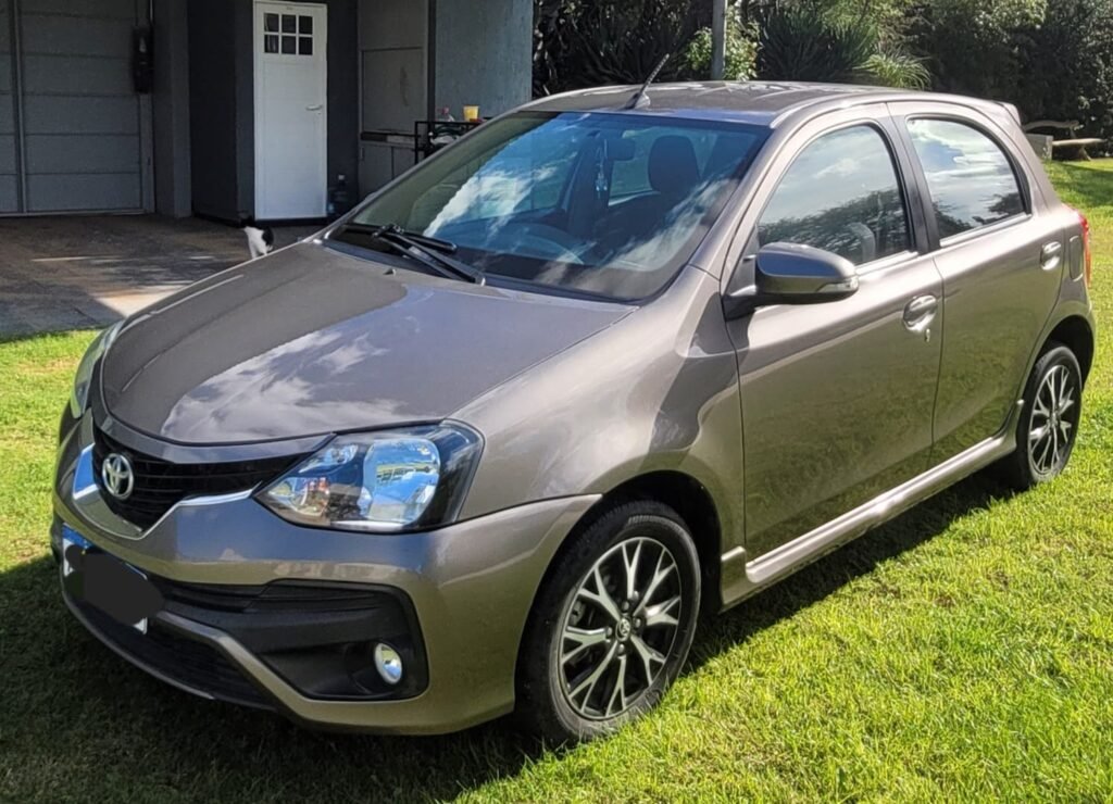 TOYOTA_ETIOS_XLS_5P_001