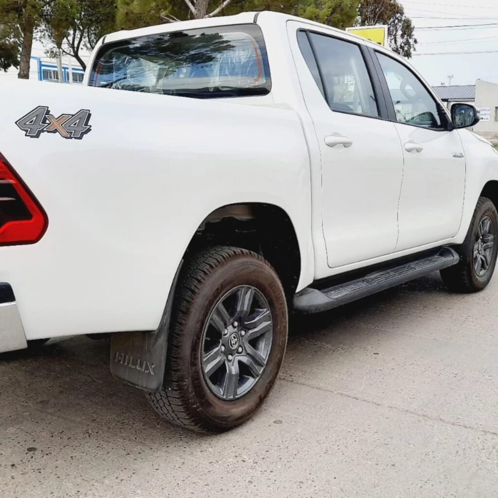 TOYOTA_HILUX_SRV_4X4_005