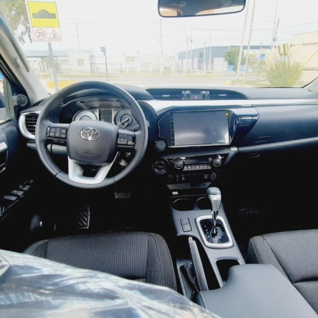 TOYOTA_HILUX_SRV_4X4_008