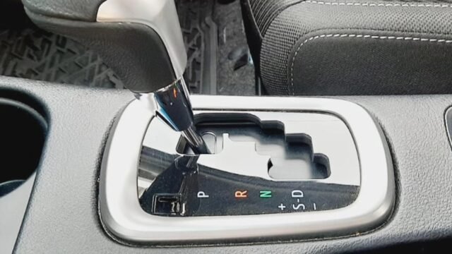 TOYOTA_HILUX_SRV_4X4_009