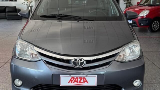 estas-buscando-un-usado_004