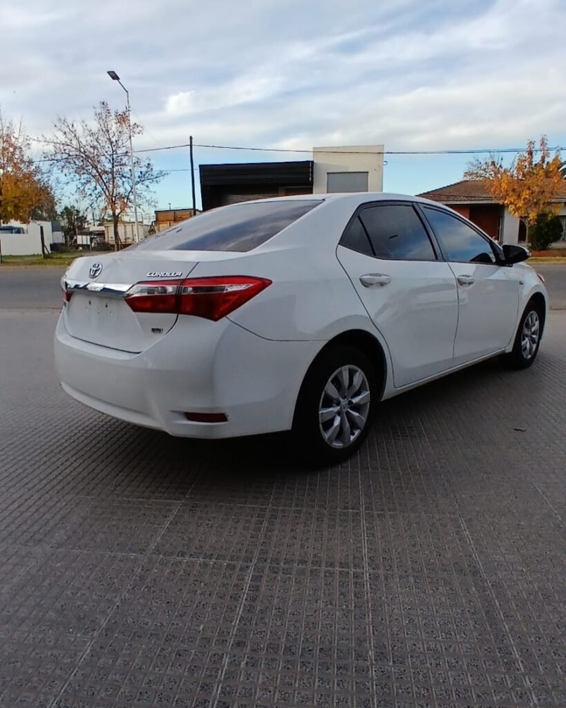 Toyota-Corolla-XLI-AT-004