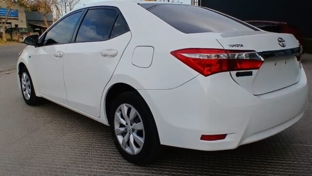Toyota-Corolla-XLI-AT-005