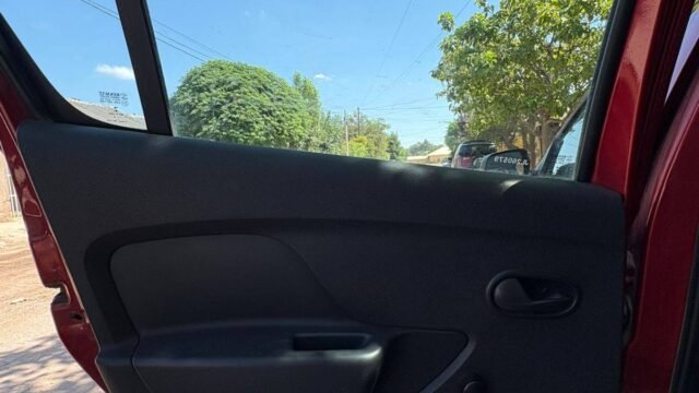 Vendo-Renault-Sandero-Expression_004