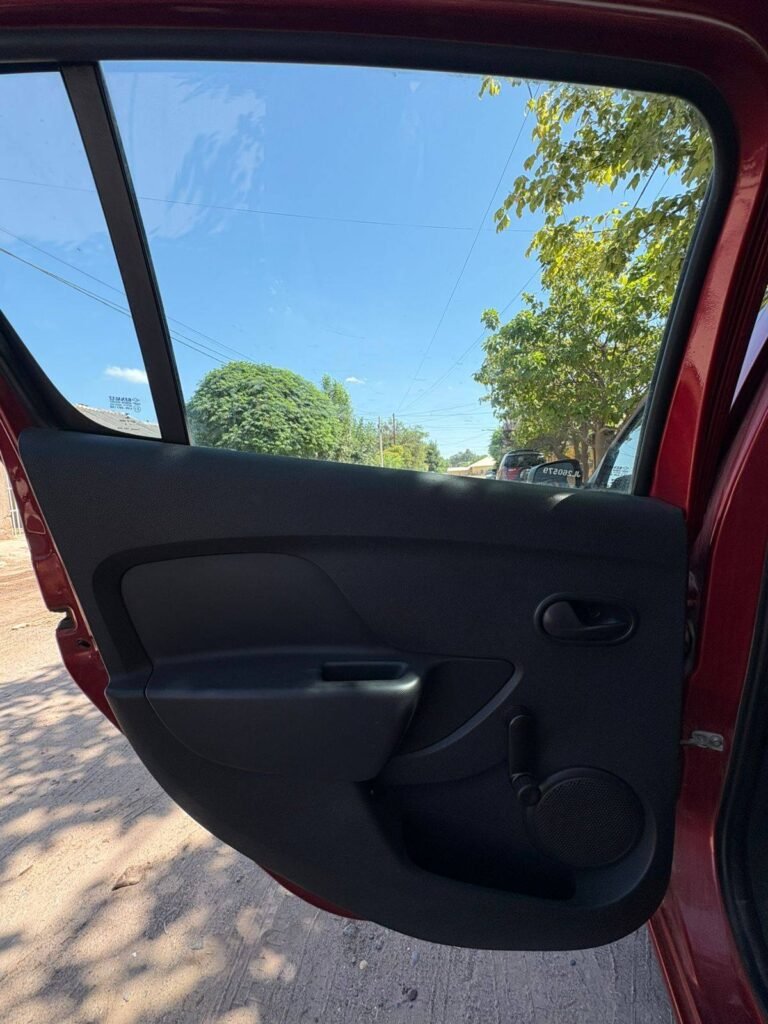 Vendo-Renault-Sandero-Expression_004