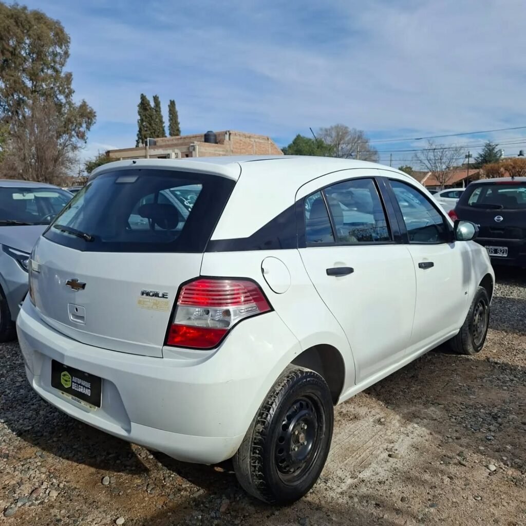 Chevrolet-Agile-2011-189900km_004