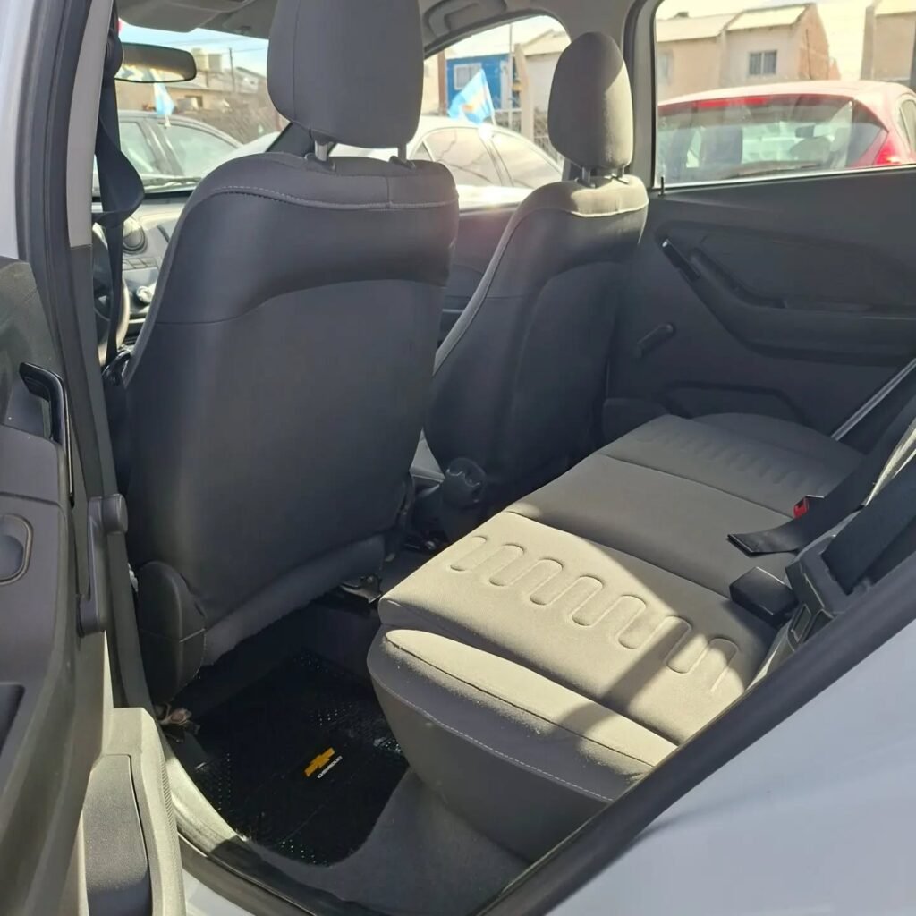 Chevrolet-Agile-2011-189900km_005