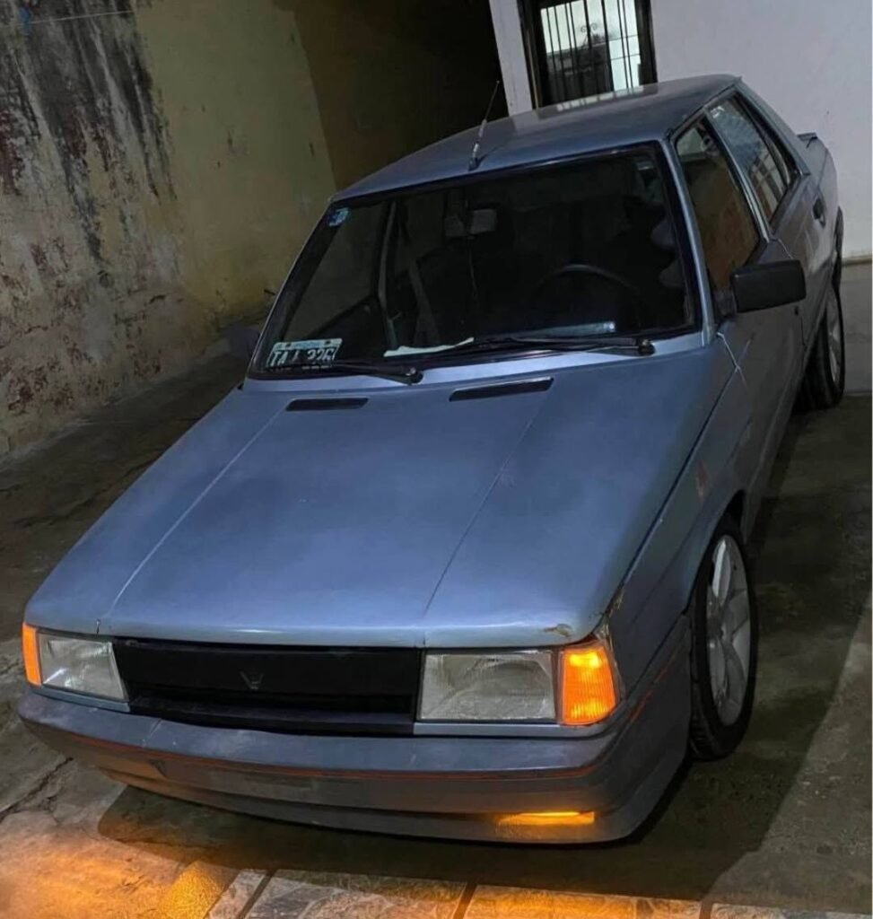 RENAULT-9-1993_001