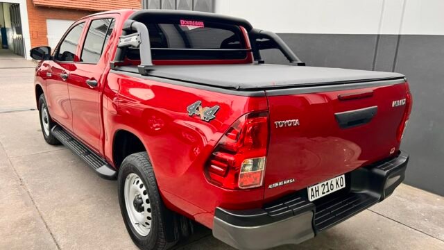 TOYOTA-HILUX-DX-4x4_003