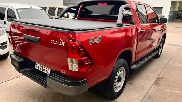 TOYOTA-HILUX-DX-4x4_004