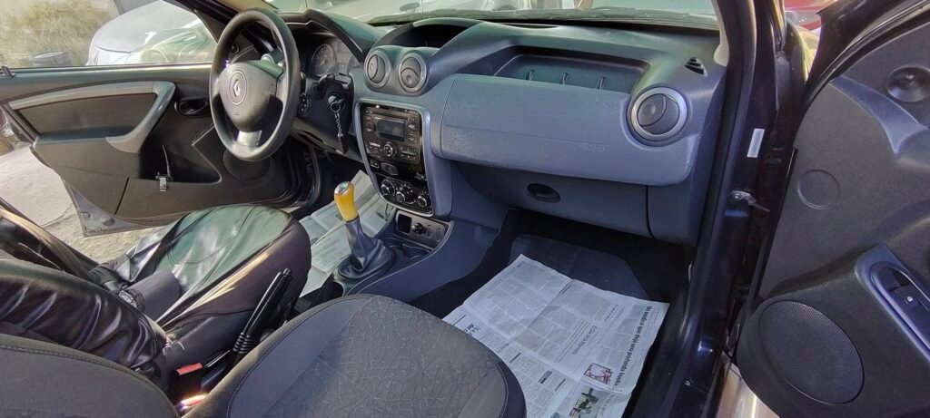 Vendo_Duster_1-6_16v_Modelo_2013_002