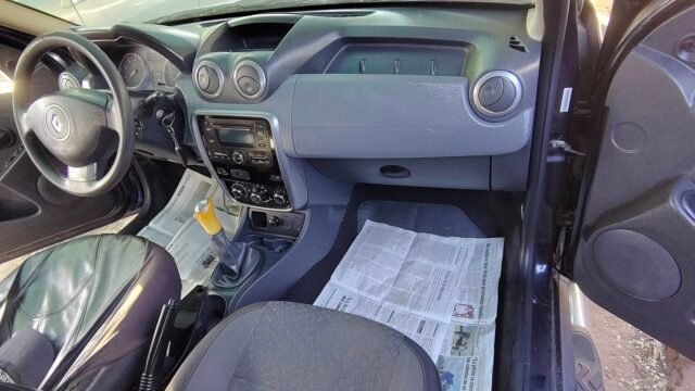 Vendo_Duster_1-6_16v_Modelo_2013_004