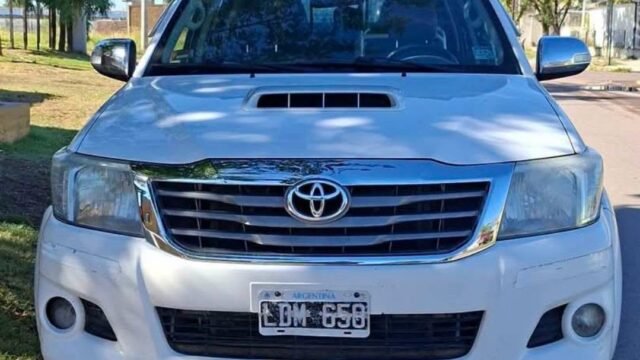 Vendo_Toyota_2012_3-0_SRV_-001