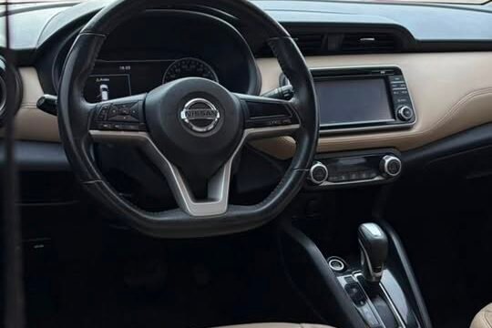 Nissan-Kiks-Exclusive-CVT_005